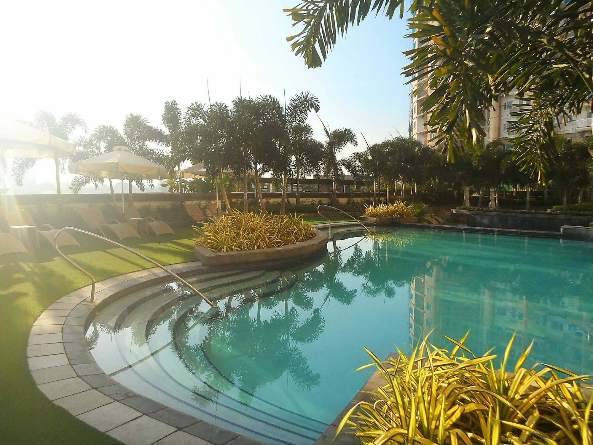 The Cirque Serviced Residences Quezon City Kültér fotó